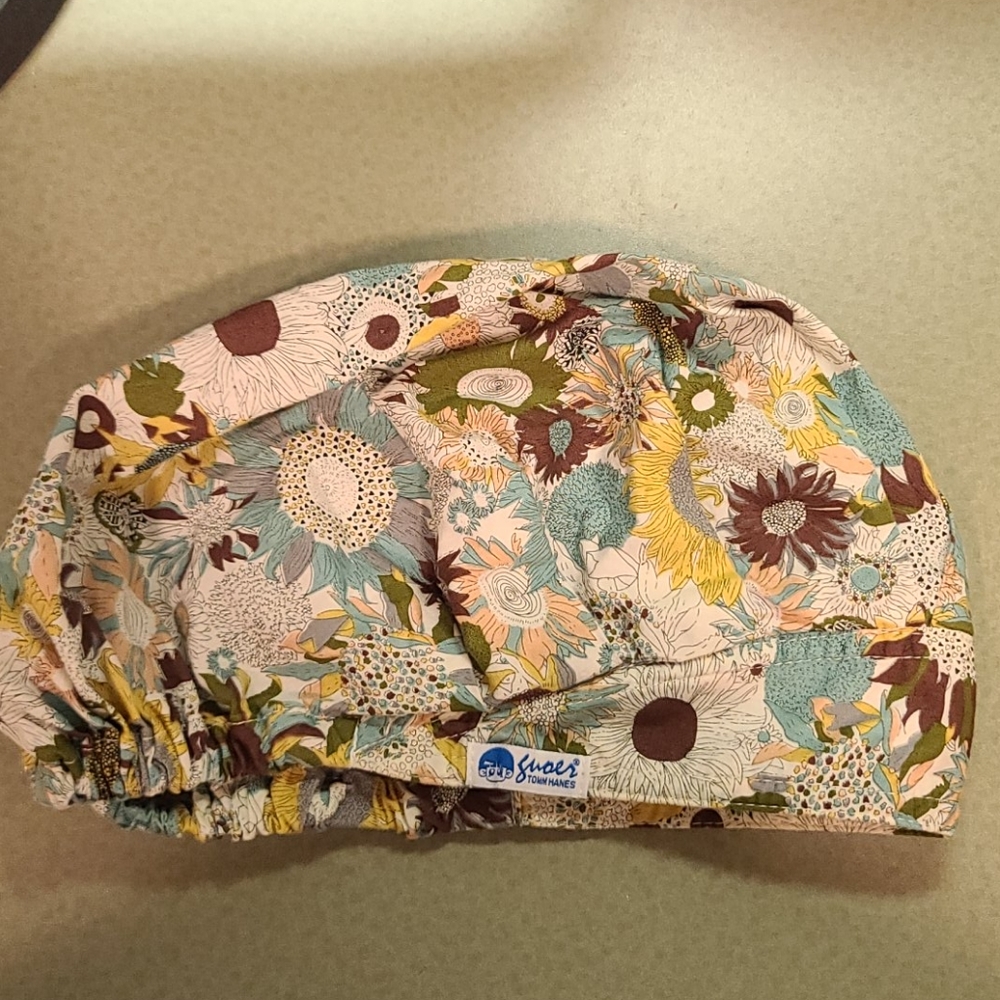 Scrub cap